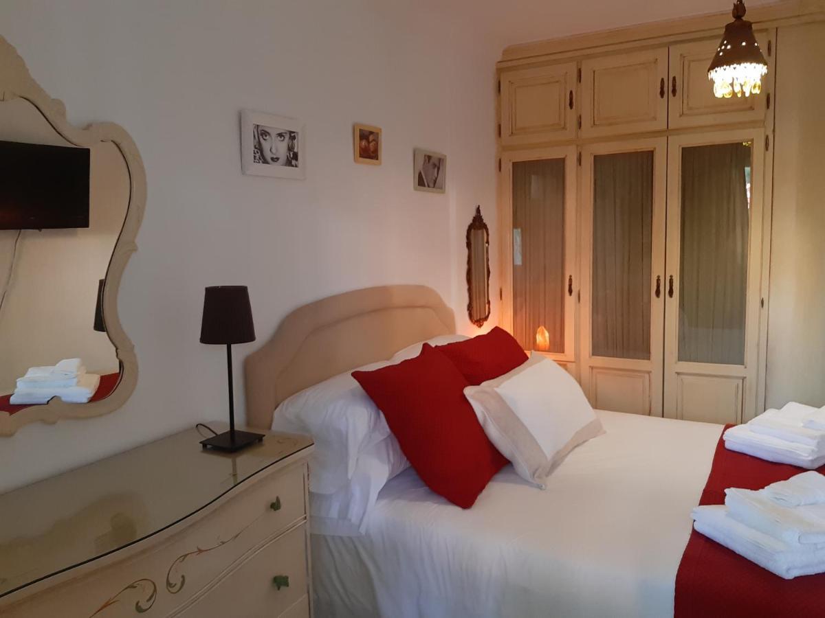 The Famous Home Marbella Luaran gambar